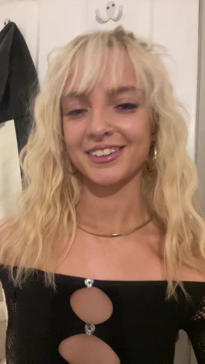 @Daniella💕