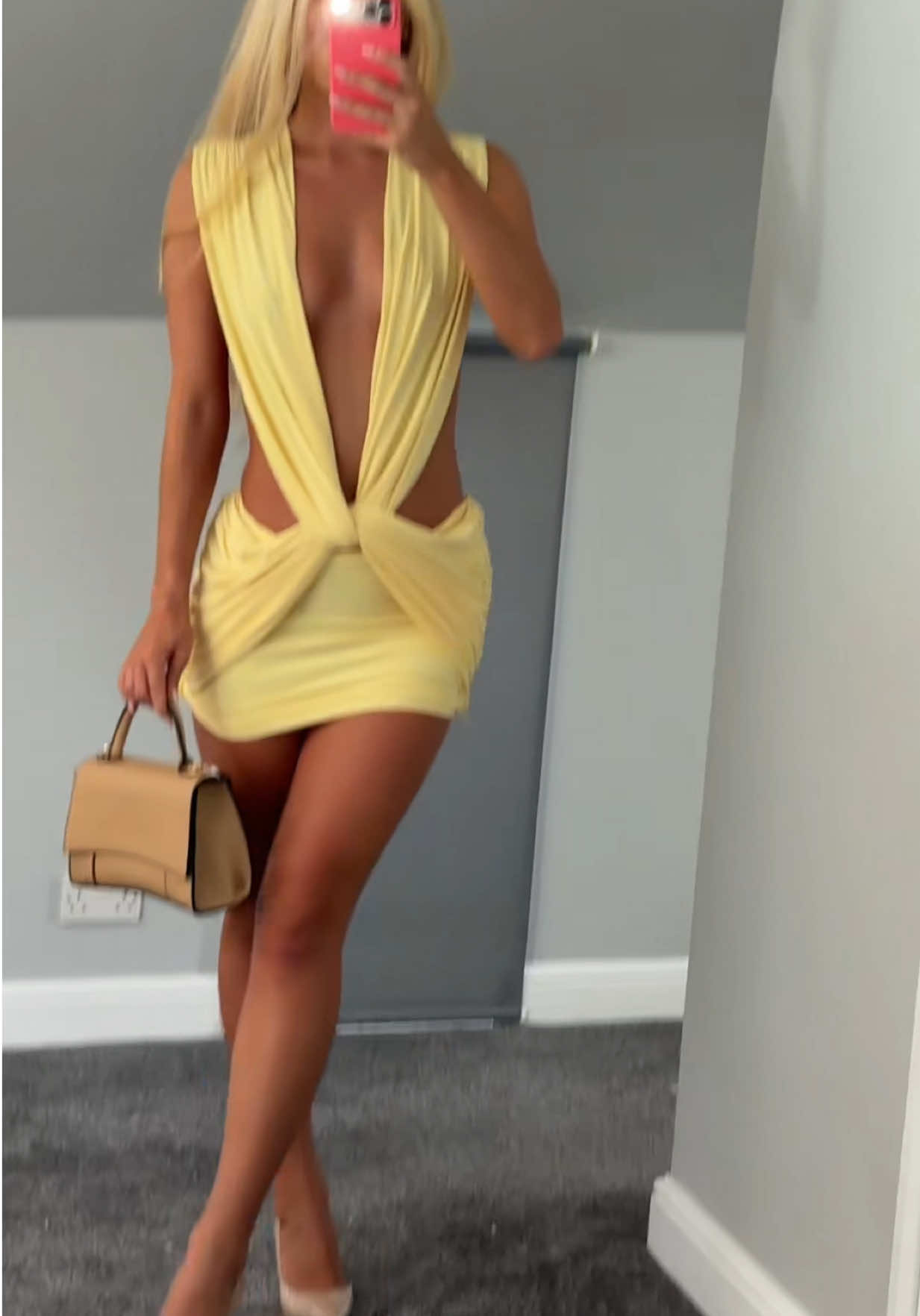 @BelleRosieHoward★