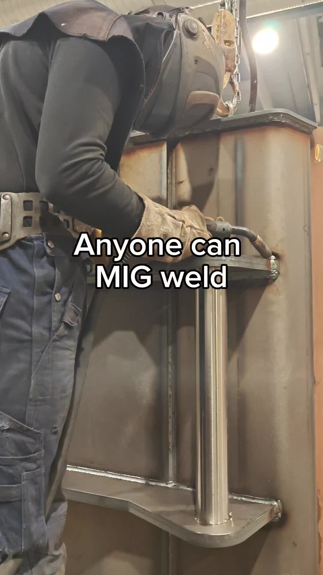 @KJ 👨&zwj;🏭