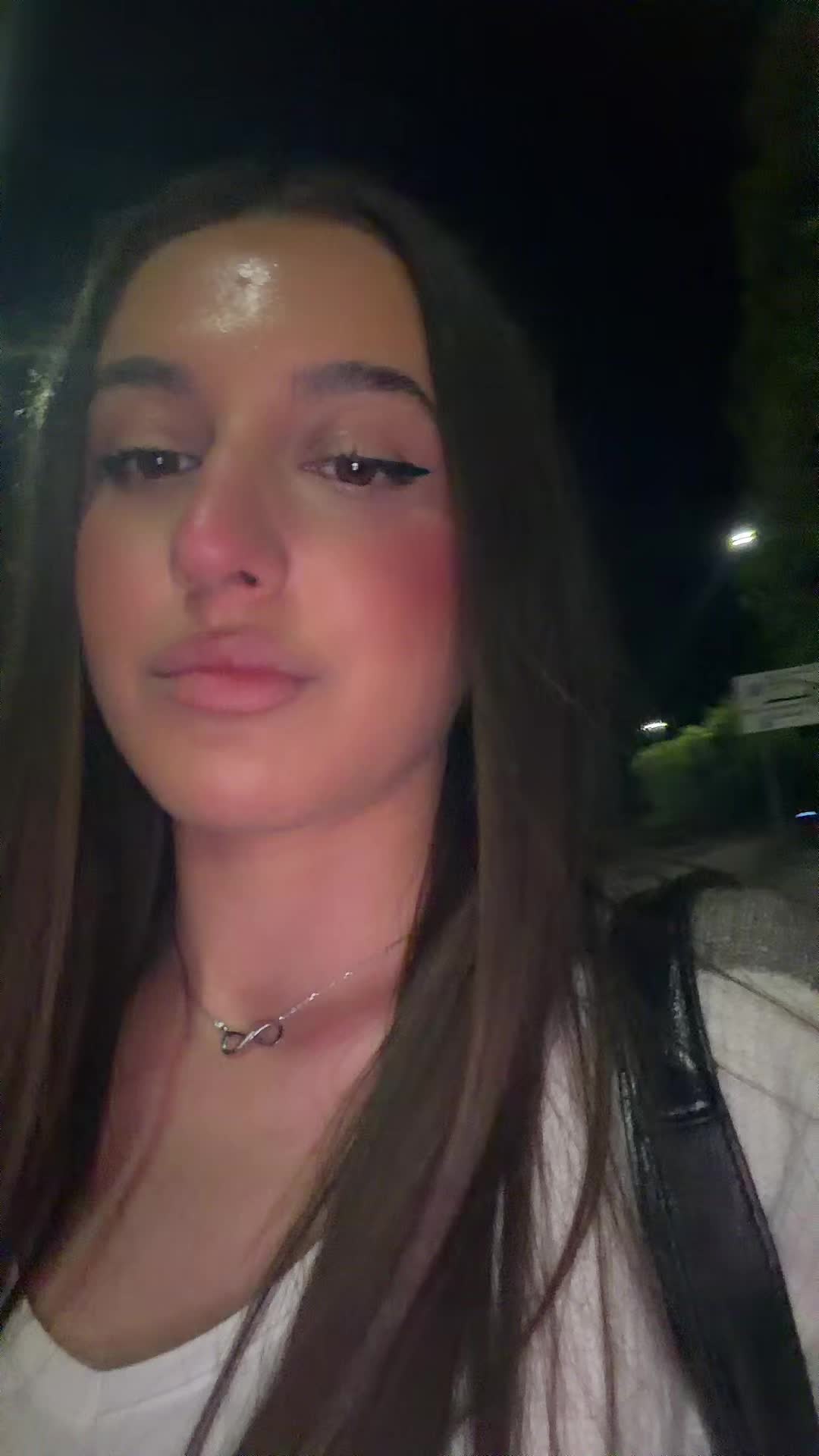 @katesvibesonly