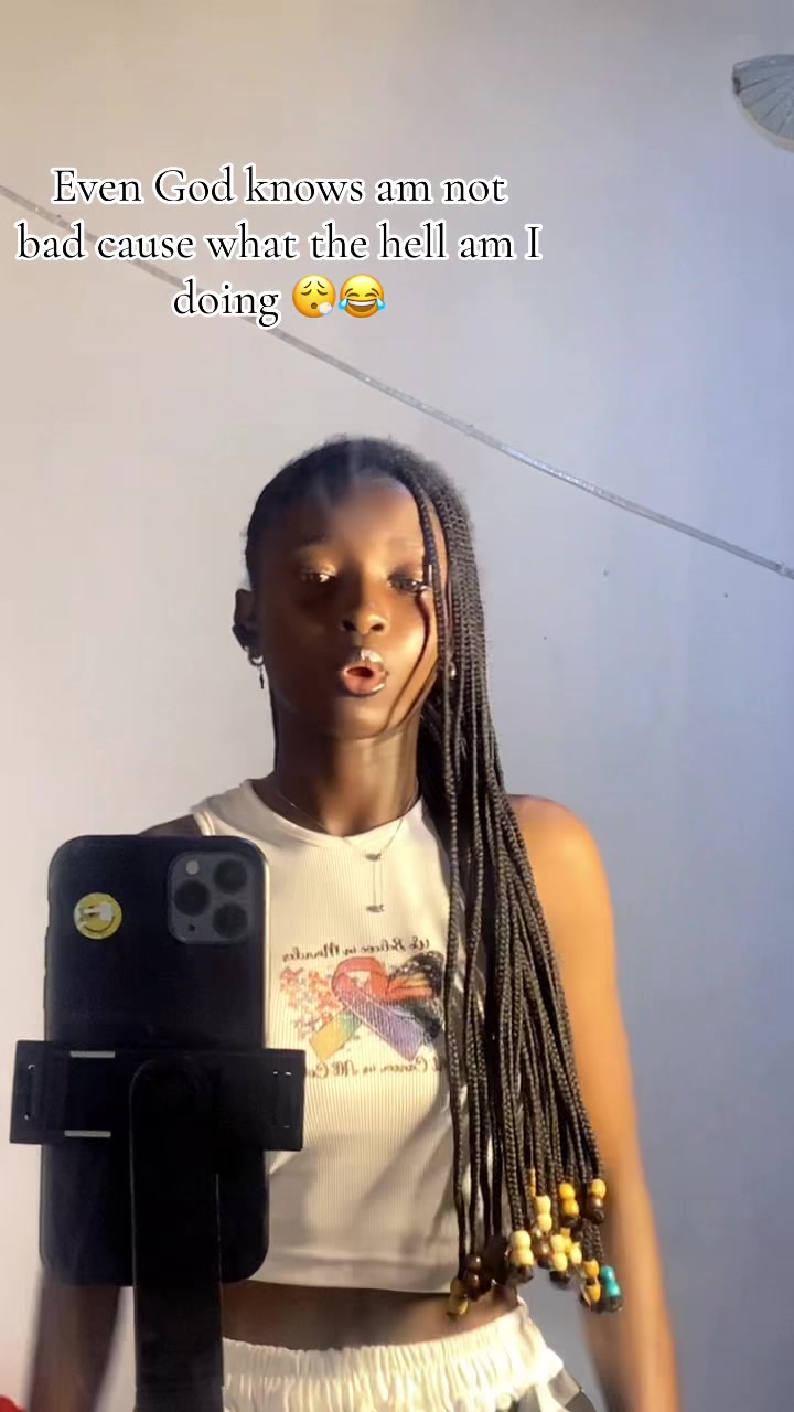 @iamroxy 🥰