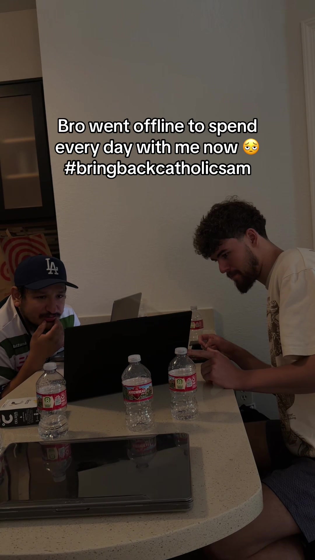 @nooneknowsnico