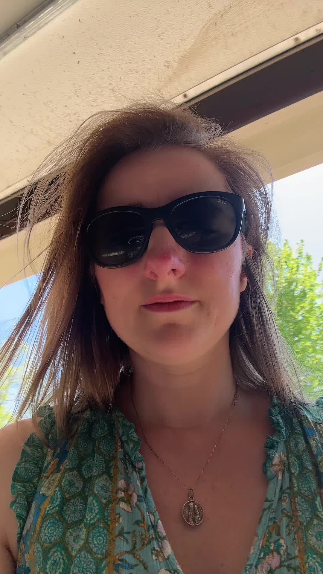 @Gloriosa