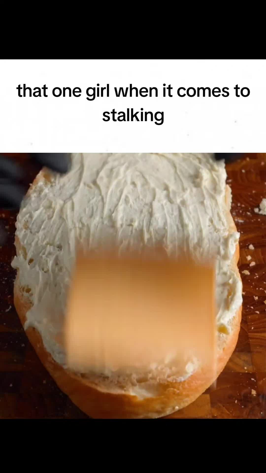 @•