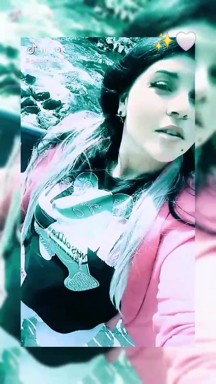 @Gina Kolyova