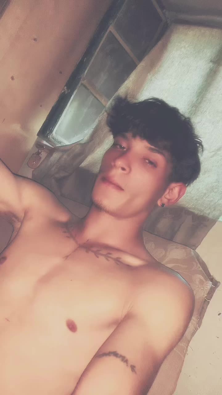 @Sz&iacute;vt&iacute;pr&oacute;🤴🔞🃏