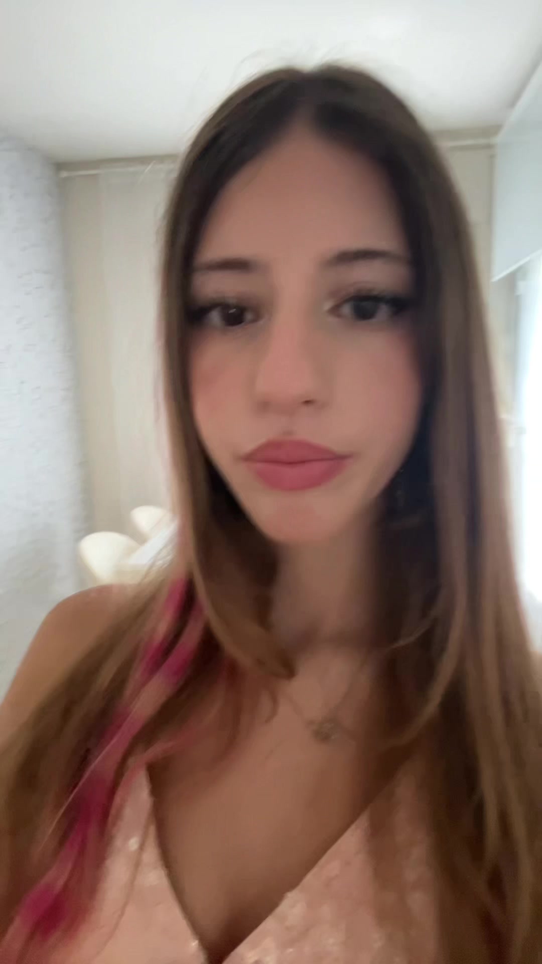 @️