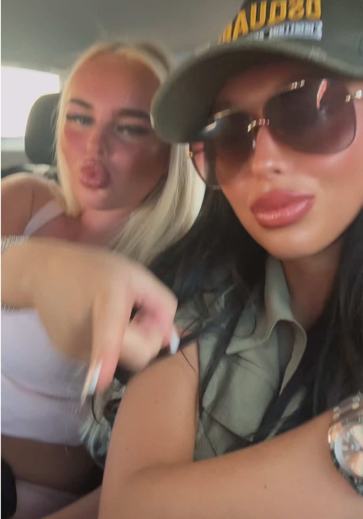 @MJ