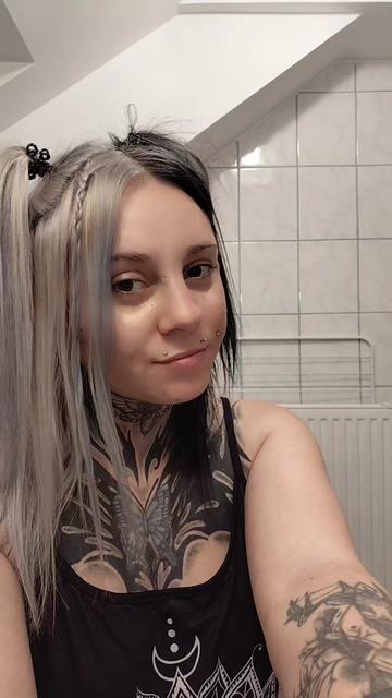 @Giina_Official