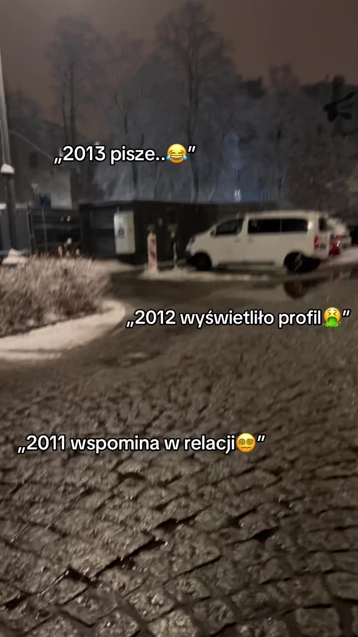 @moonnikq_