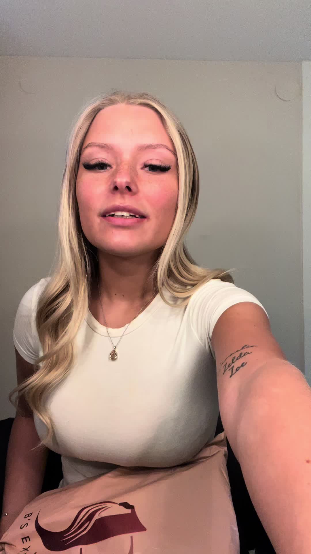 @Mepzzzi16