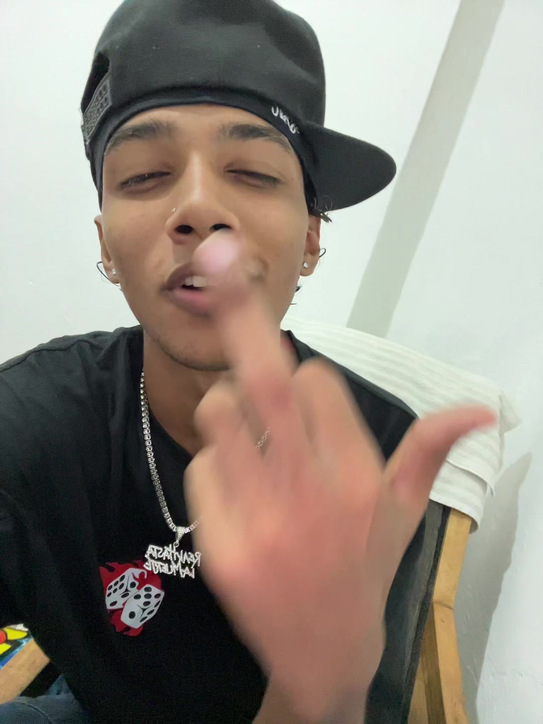 @Alemaa