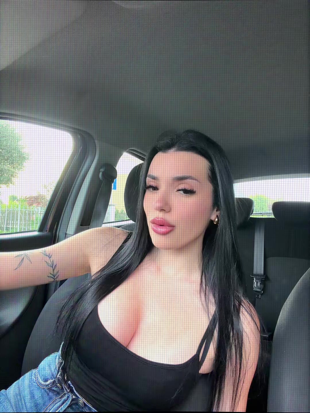 @Mirella