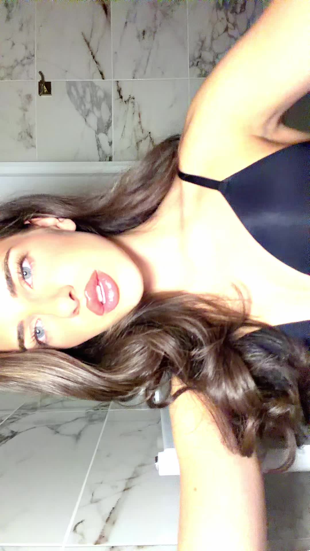 @𝐼𝓋𝒶 𝒢𝑒𝑜𝓇𝑔𝒾𝑒𝓋𝒶🖤
