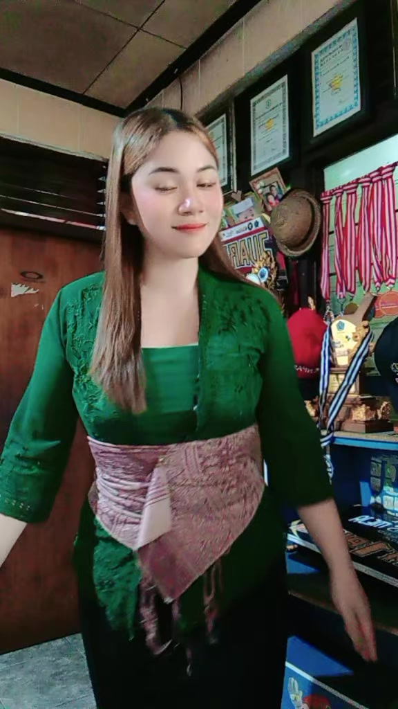 @ayu sayang🥰