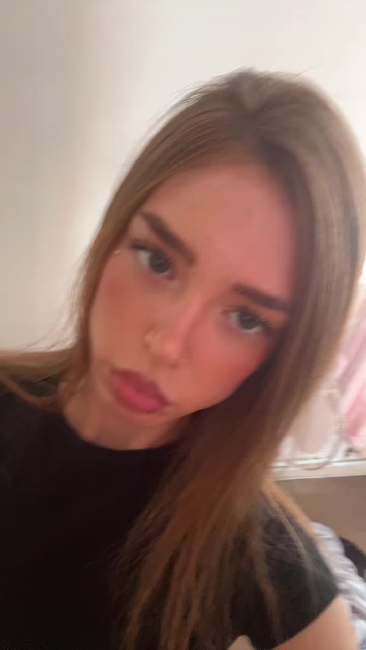 @✱