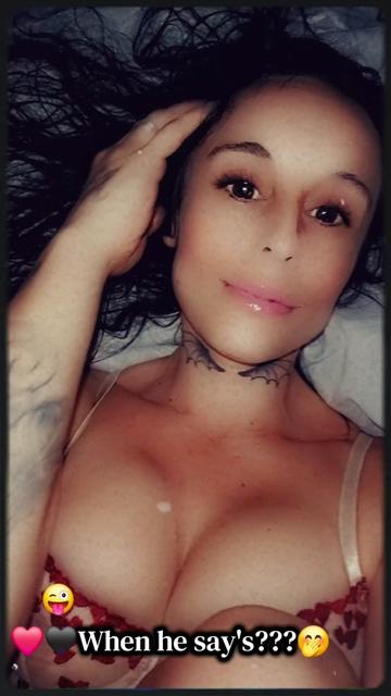 @Crazystace❤️🖤Official