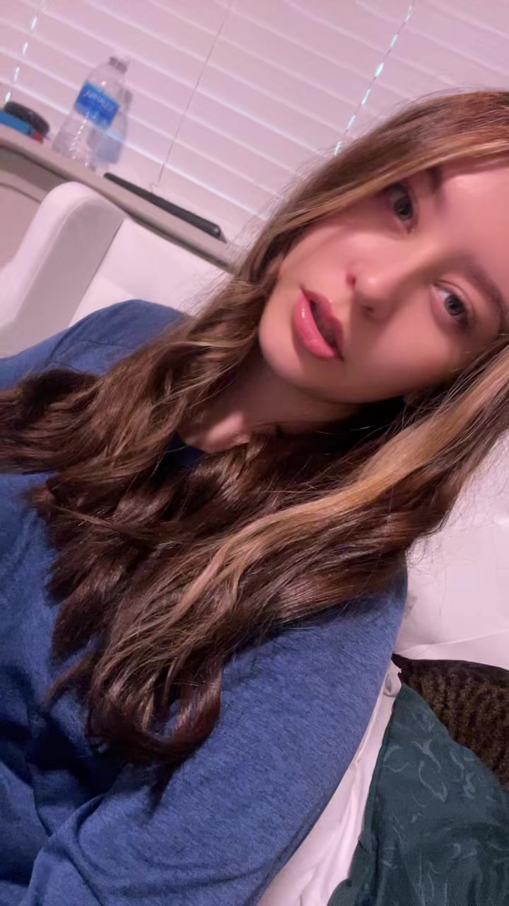 @️