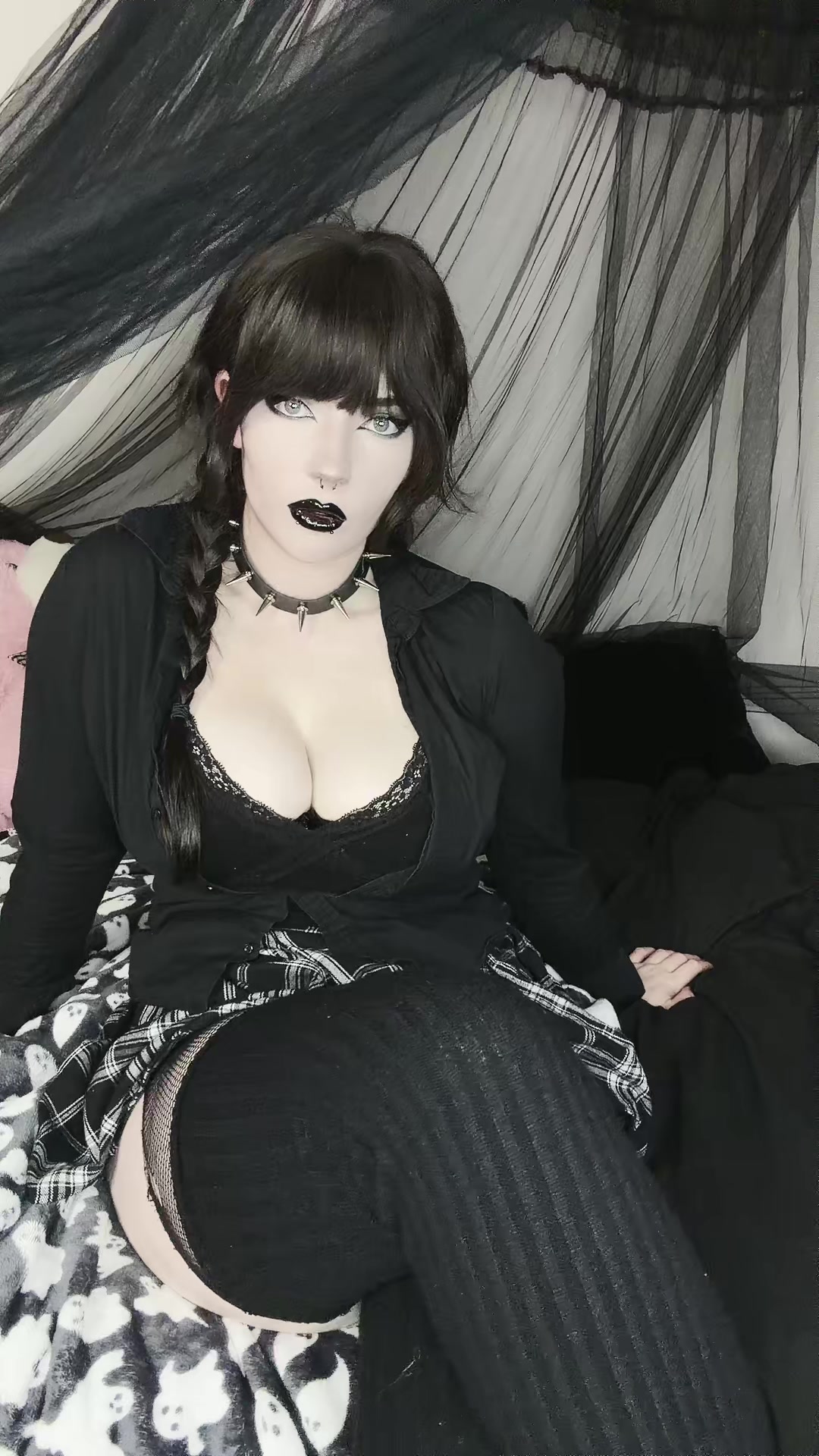 @Cutiegothxo