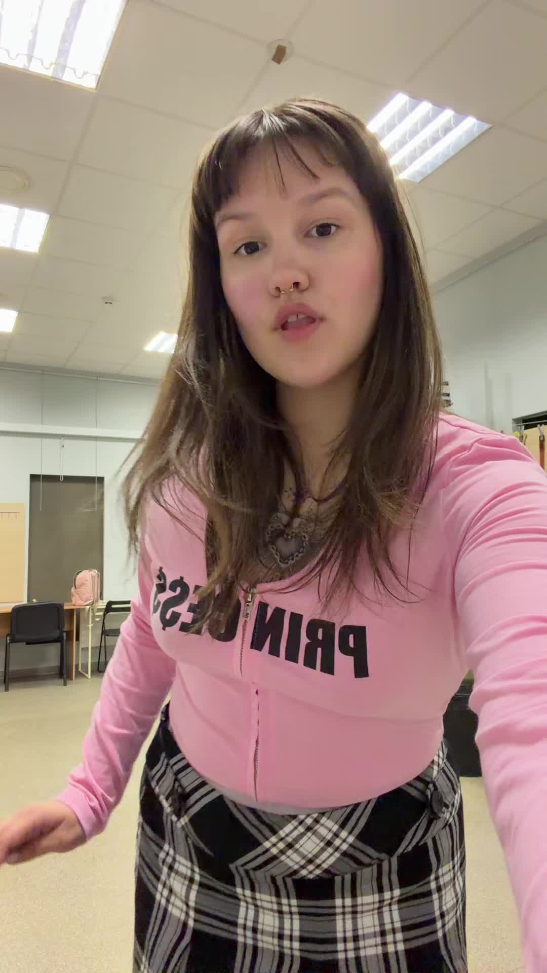 @Greta