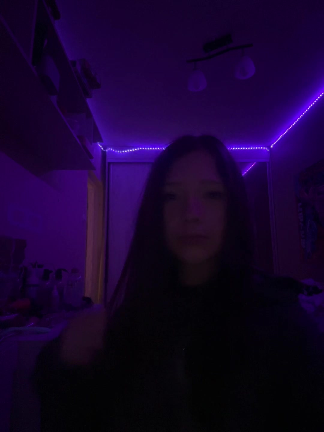 @:3