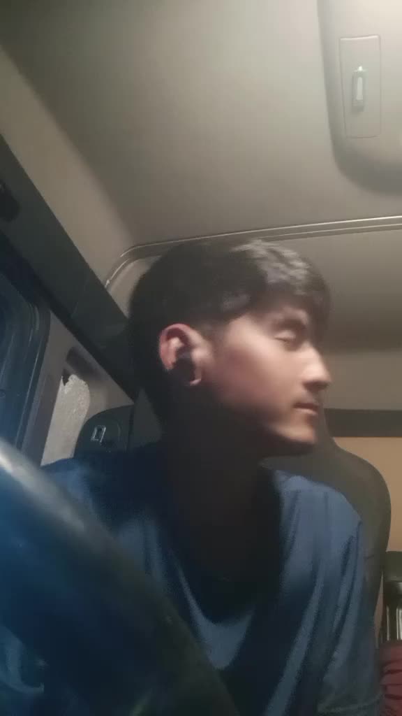 @रुम्बा❣️मुकु❣️🐇🐇