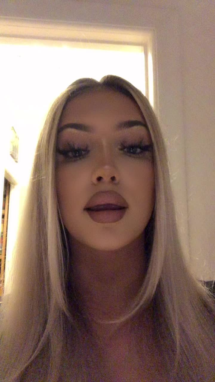 @livalyena