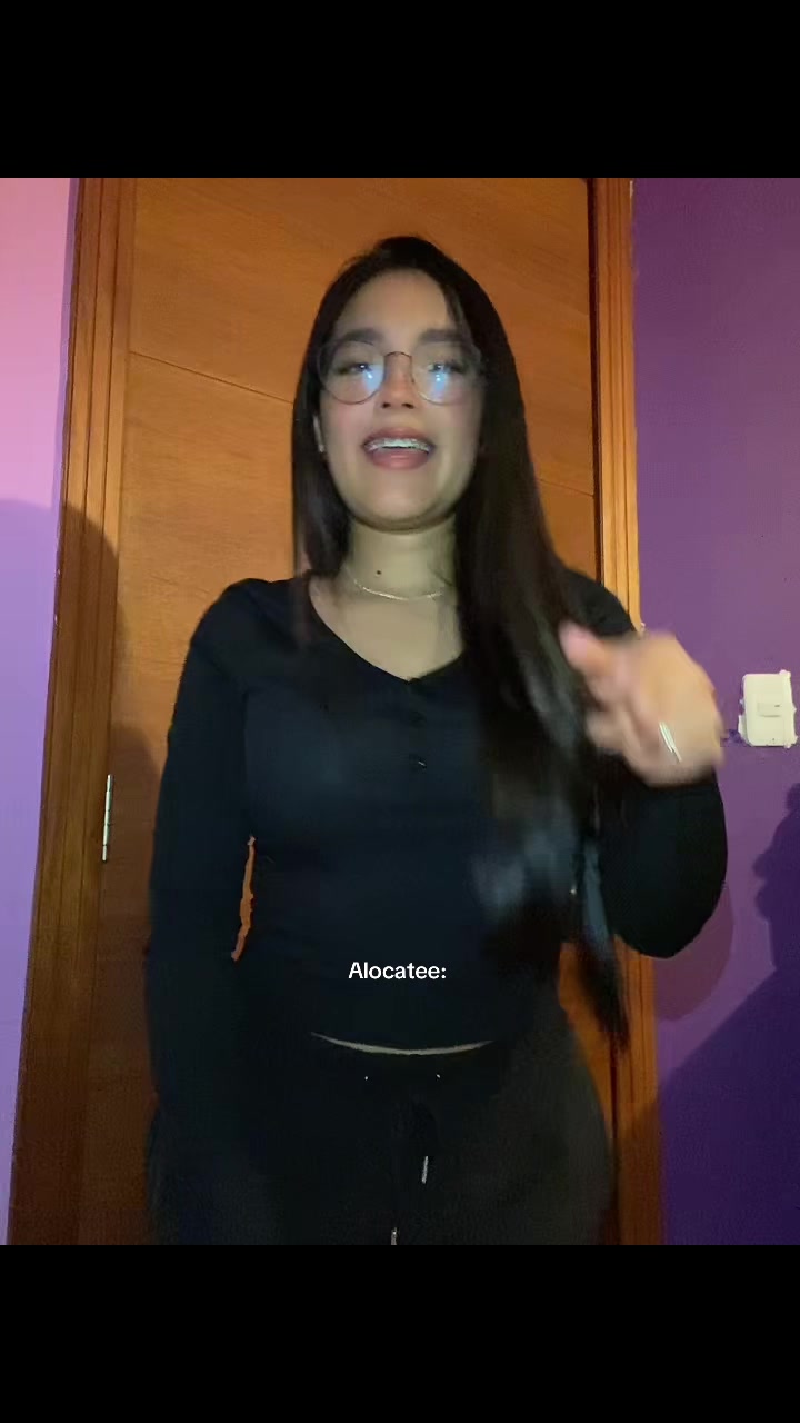@𝕸𝖝𝖊𝖑 🍯