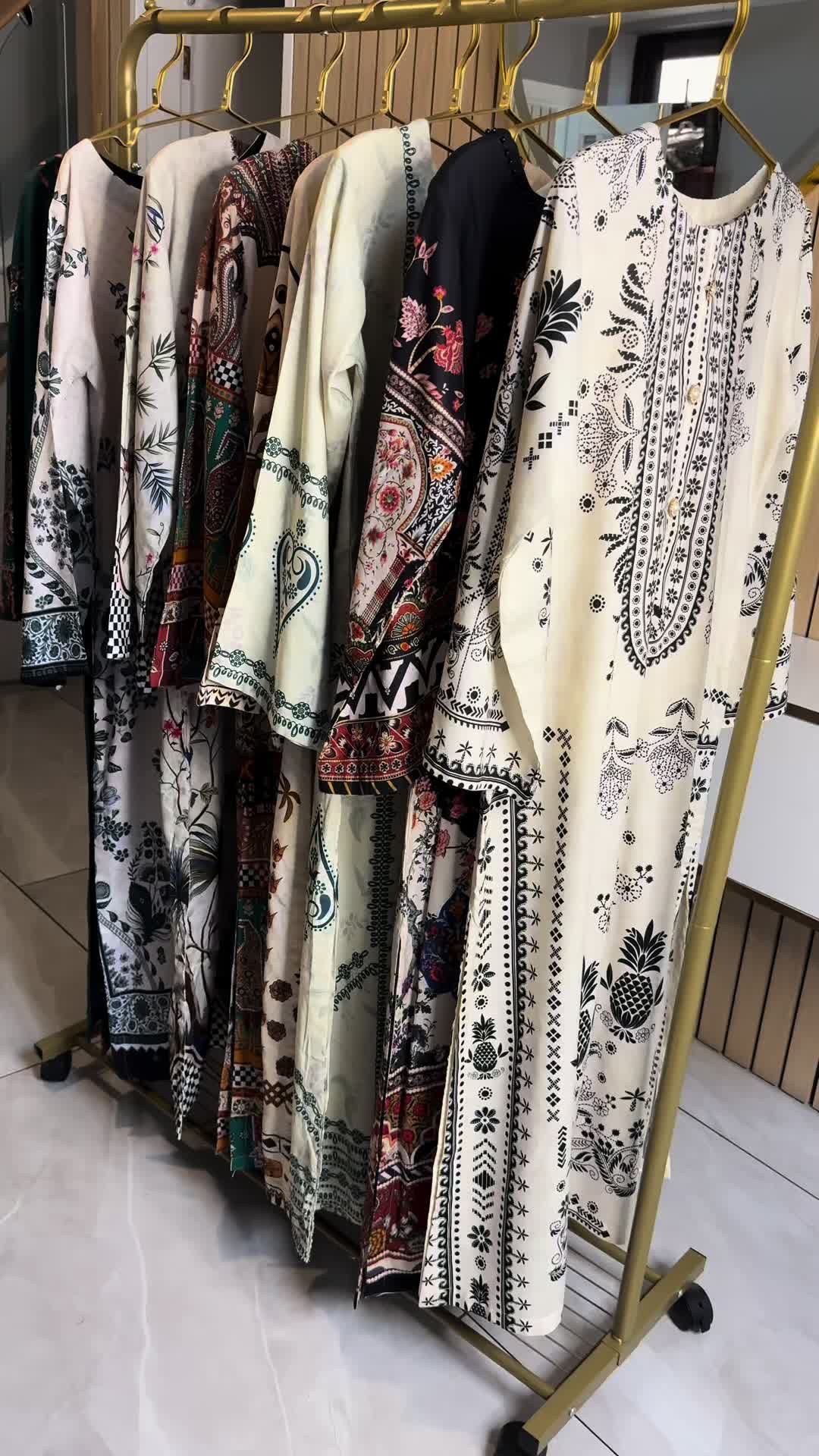@Zee Boutique