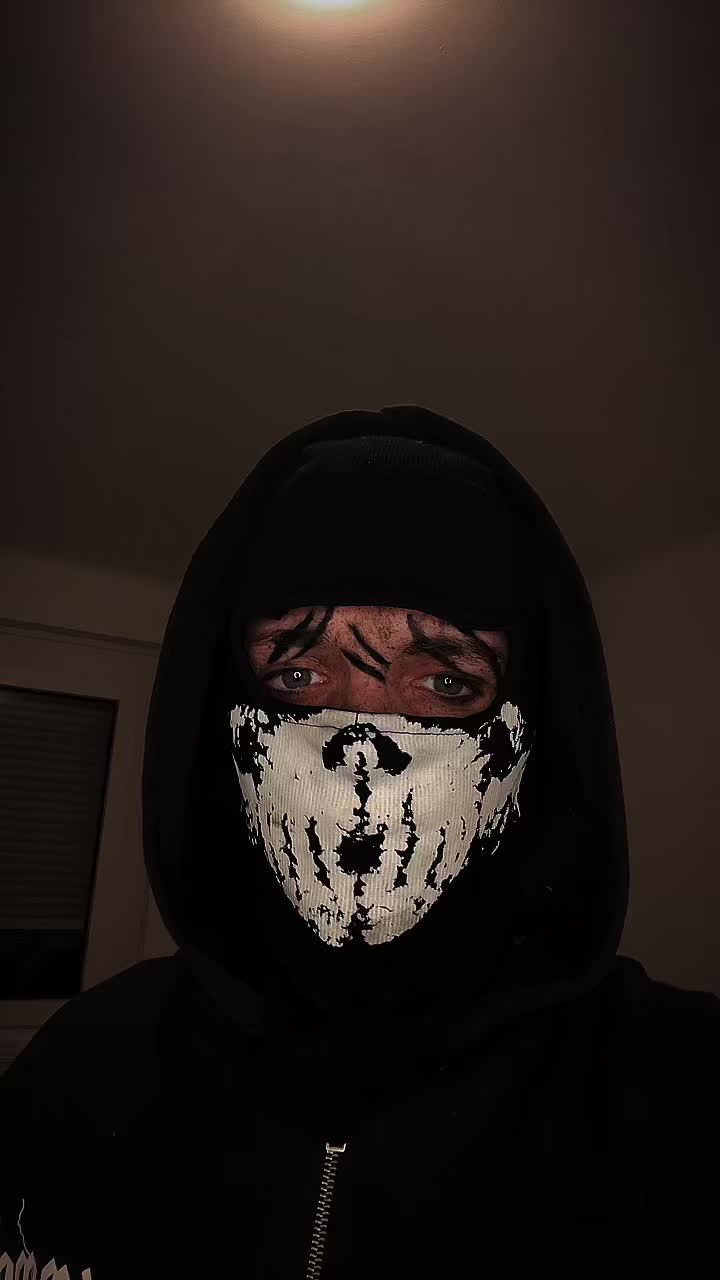 @😈ᐯ卂ㄩㄥㄒ😈
