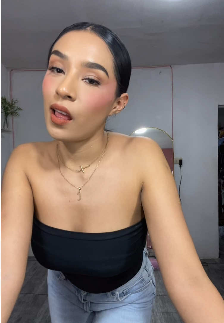 @JENN HERN&Aacute;NDEZ