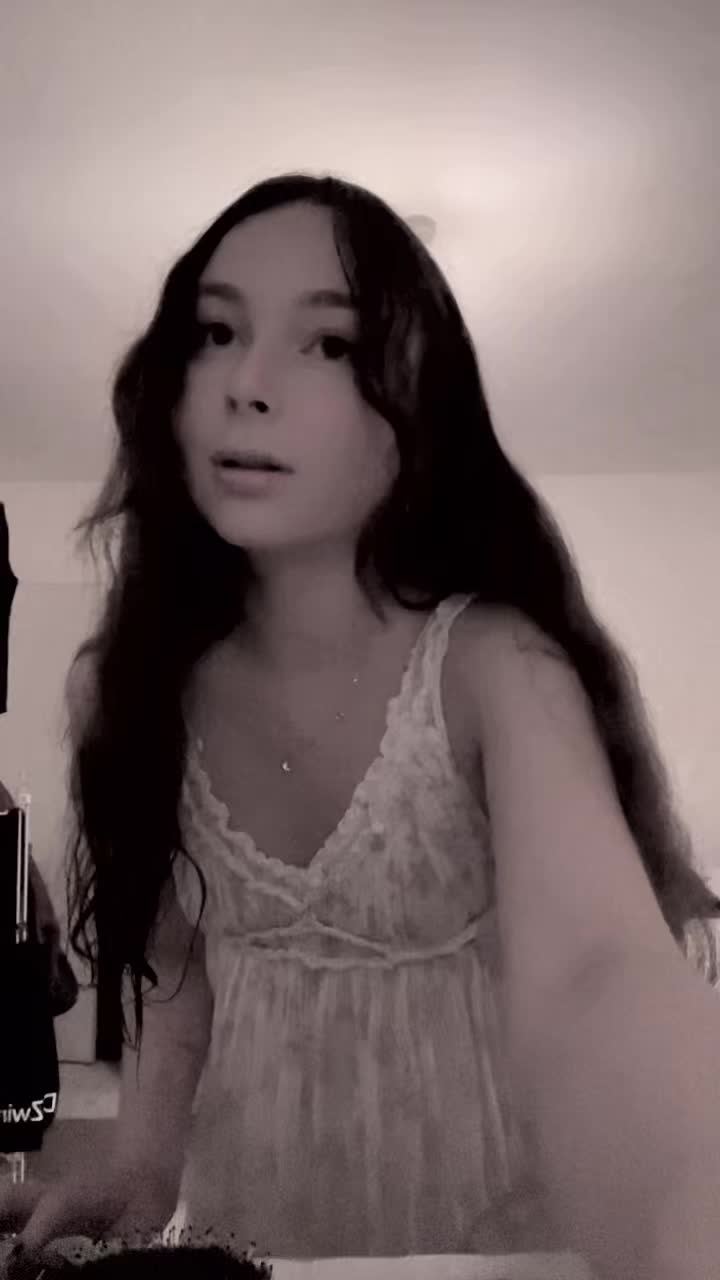 @Amber_petite_fawn