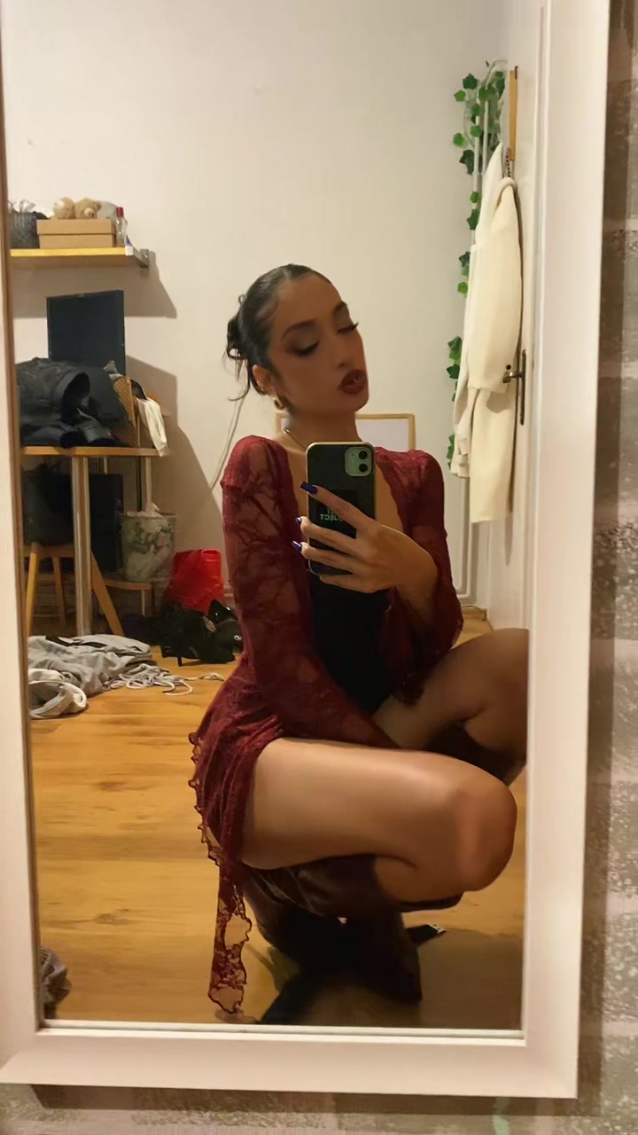@Rafaella