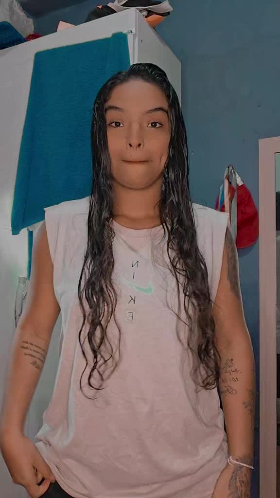 @ana_smithofc