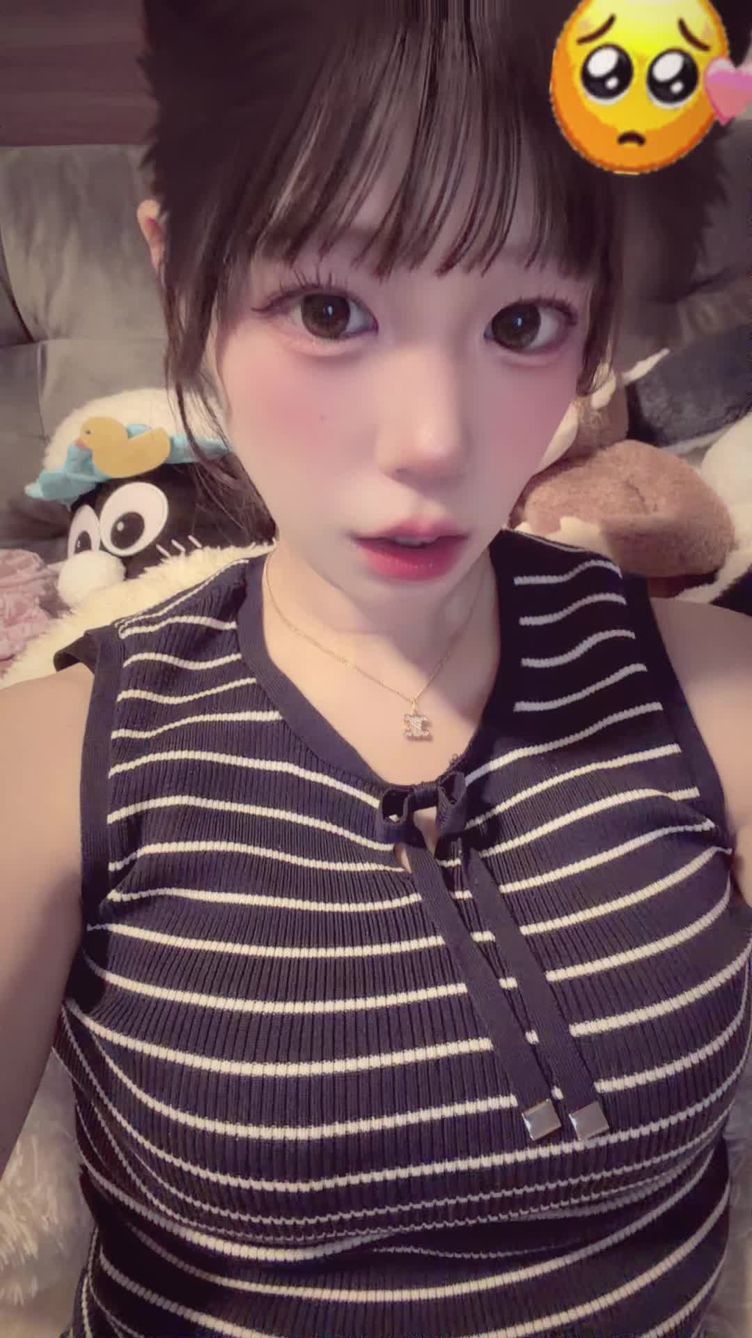 @👶🏻🎀