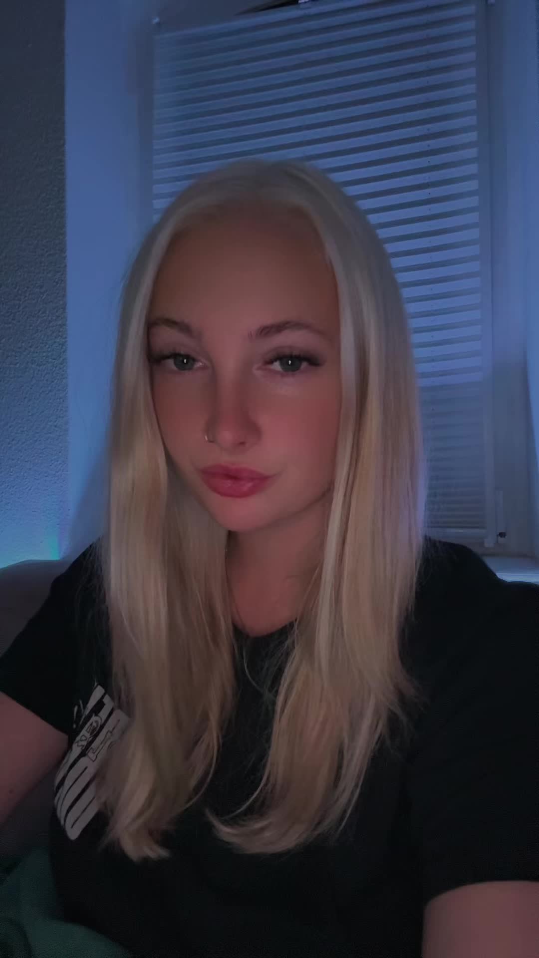 @𝓐𝓶𝔂❣️