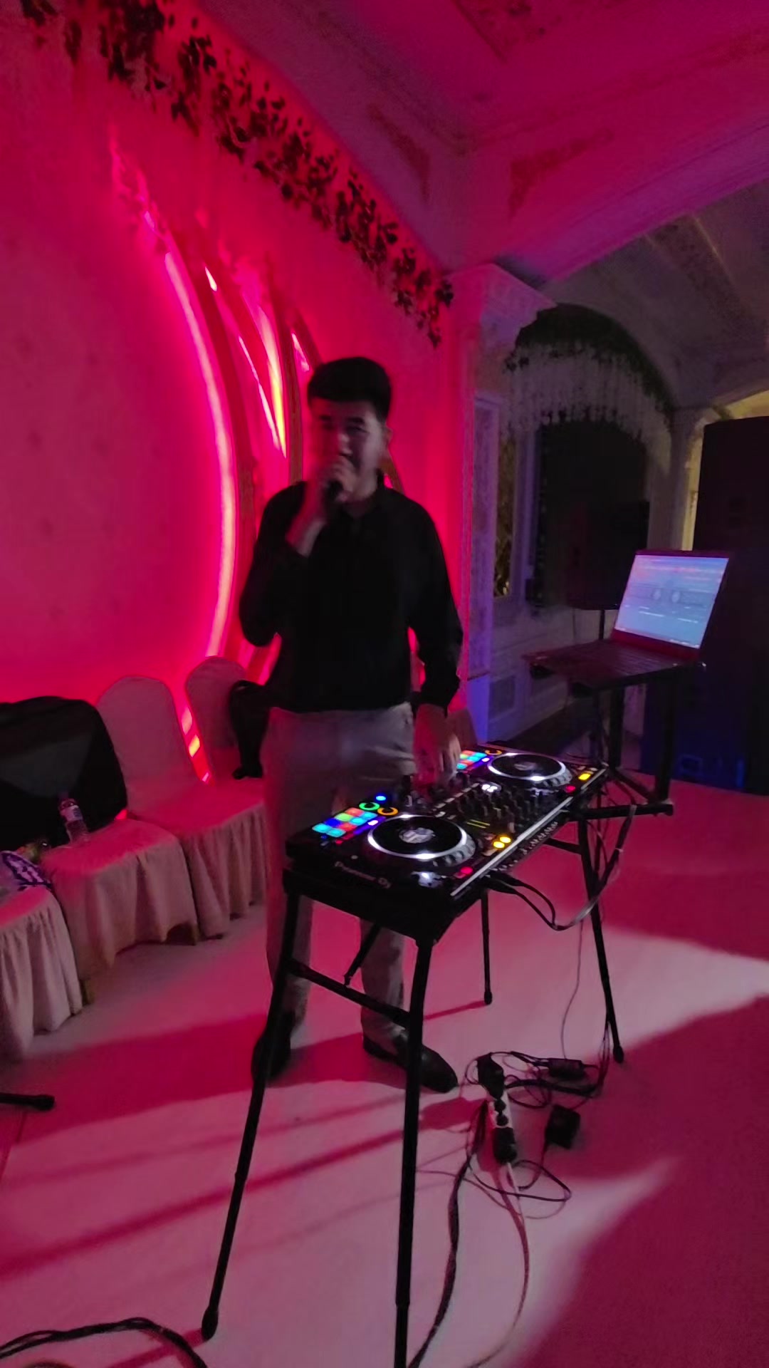 @DJ HeNiX