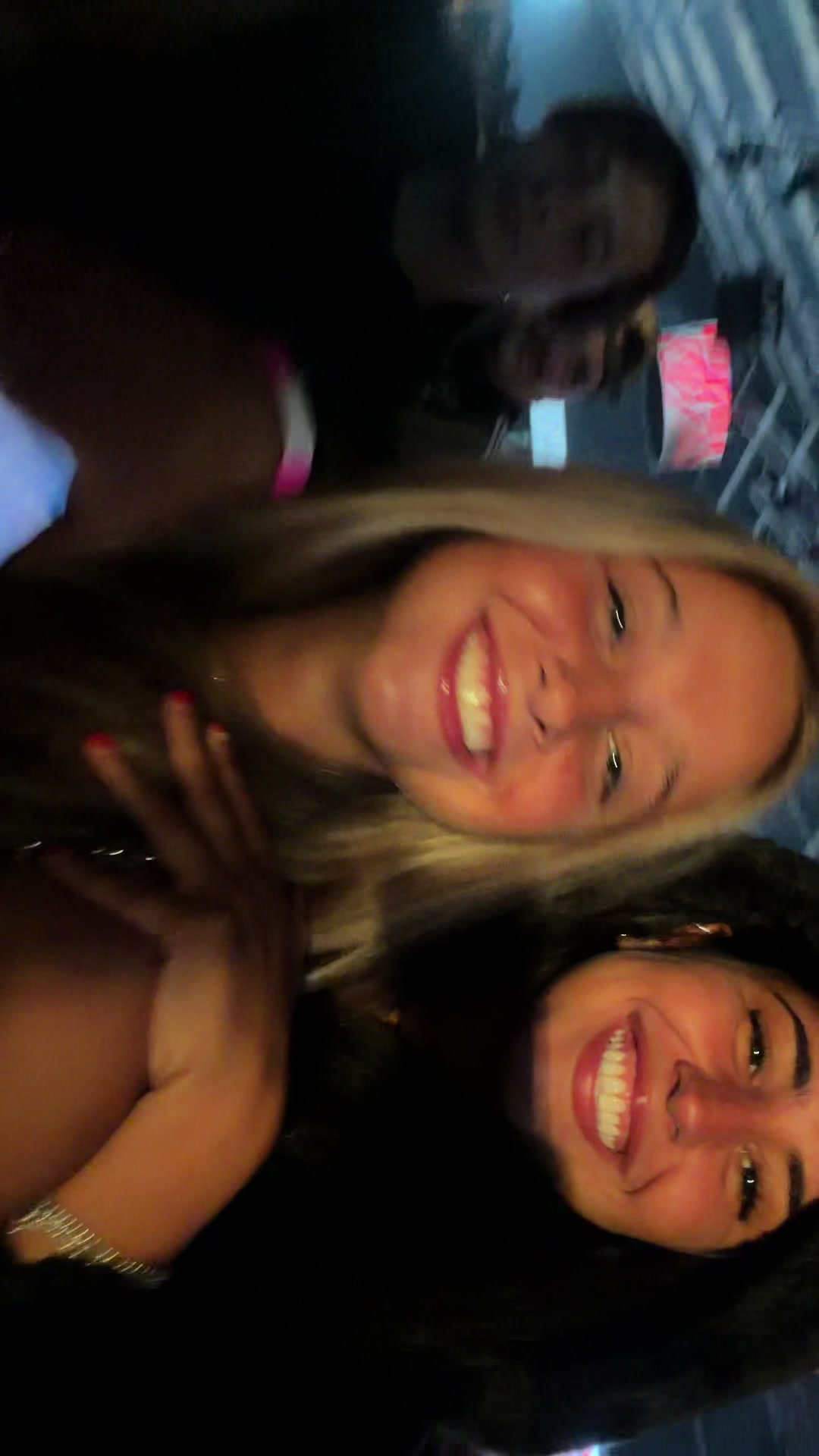 @delfi *:・゚☆ *:・゚*