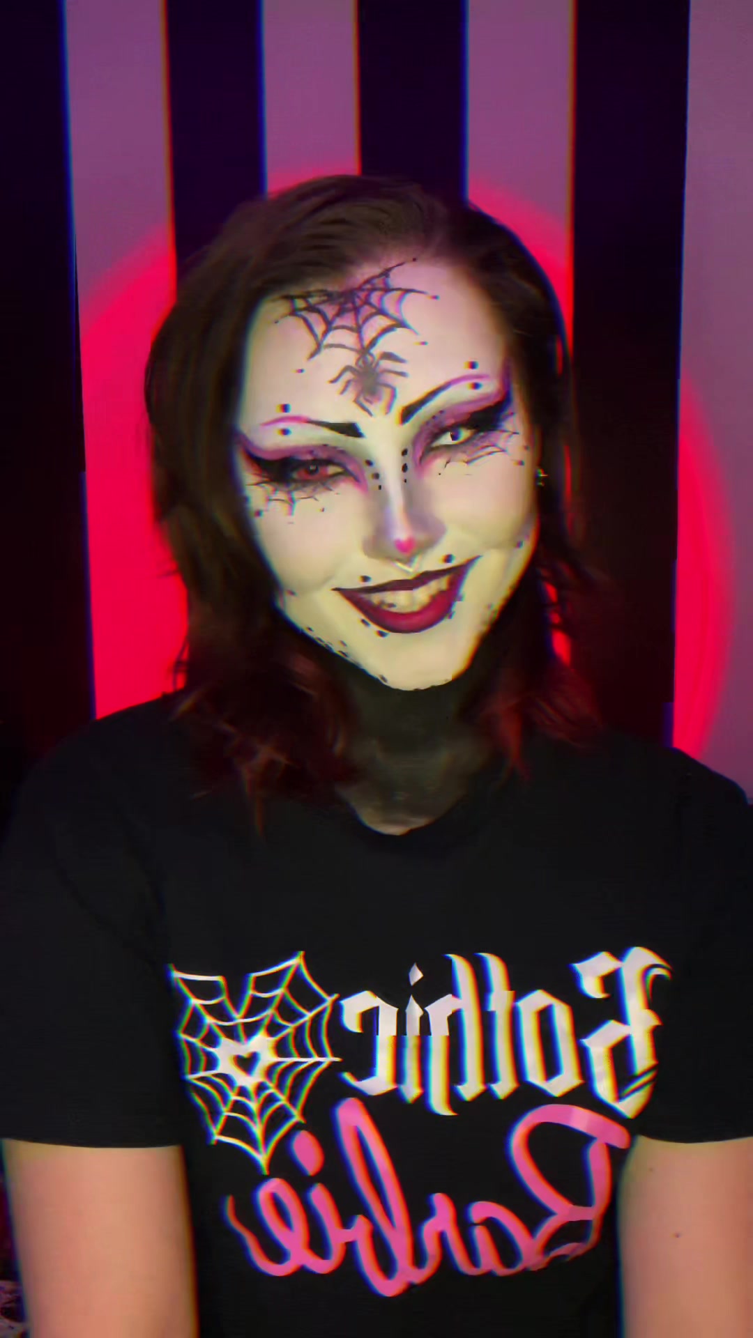 @✨Weird0✨