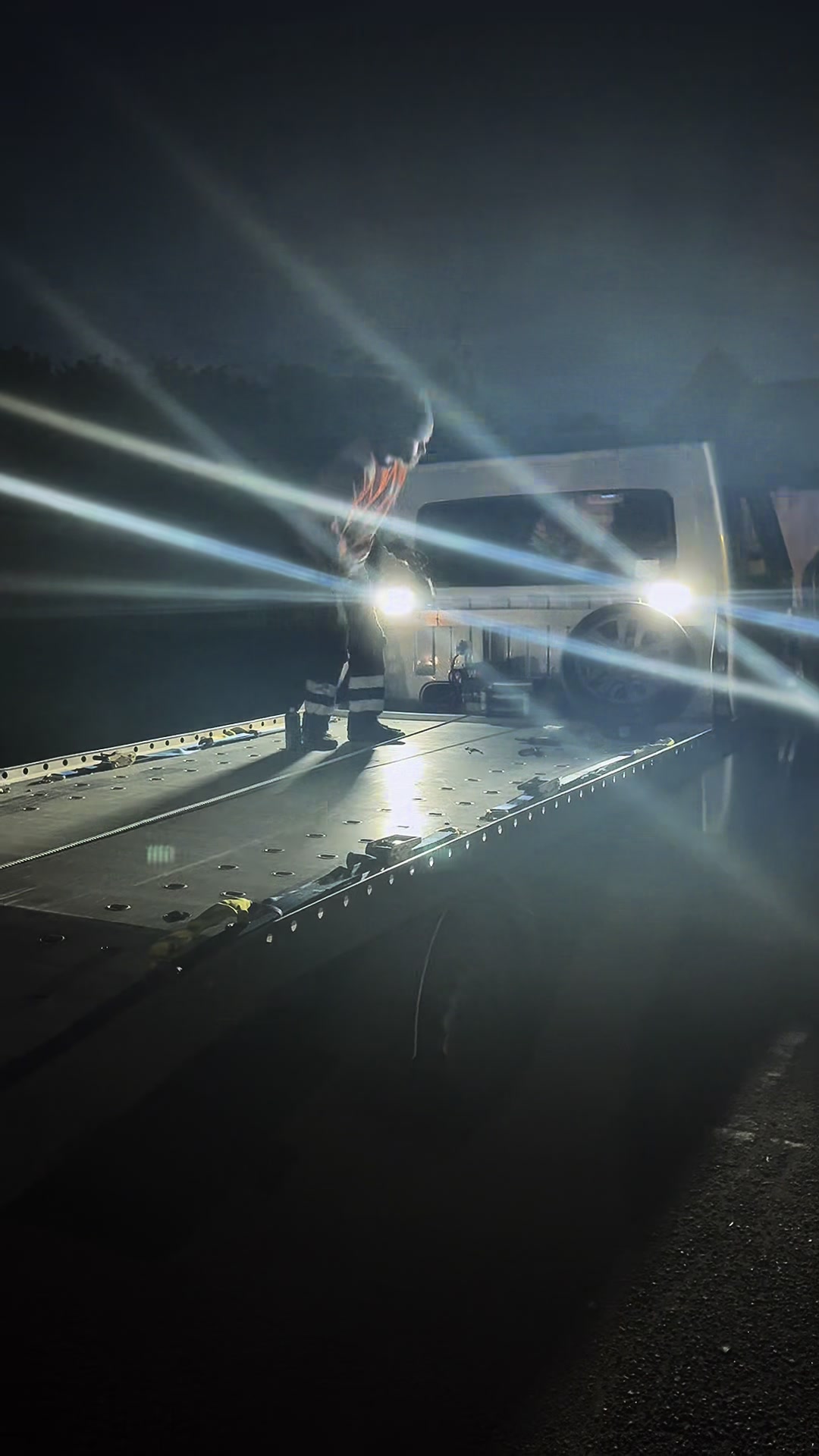 @Fake recovery truck