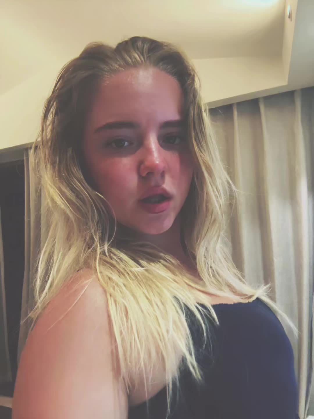 @ava rose