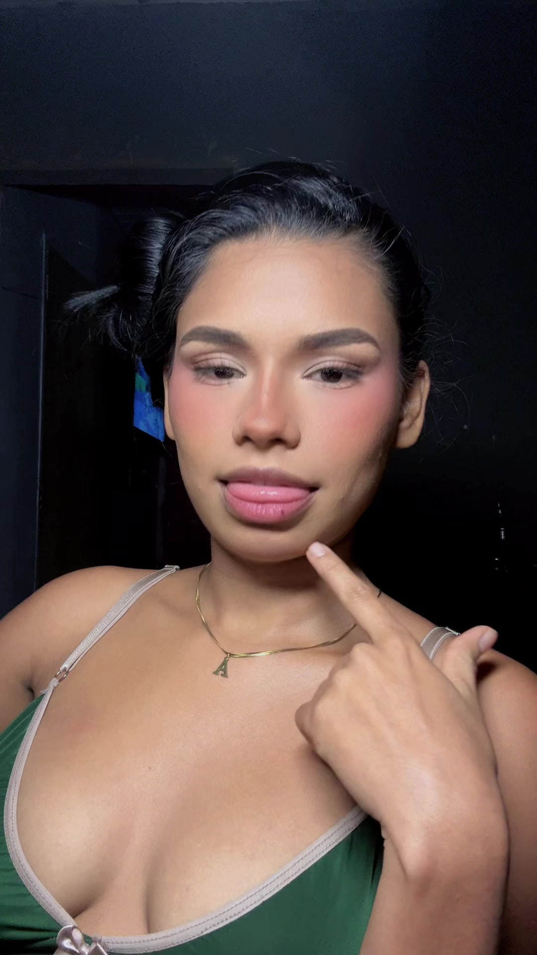 @Ariely Raylana
