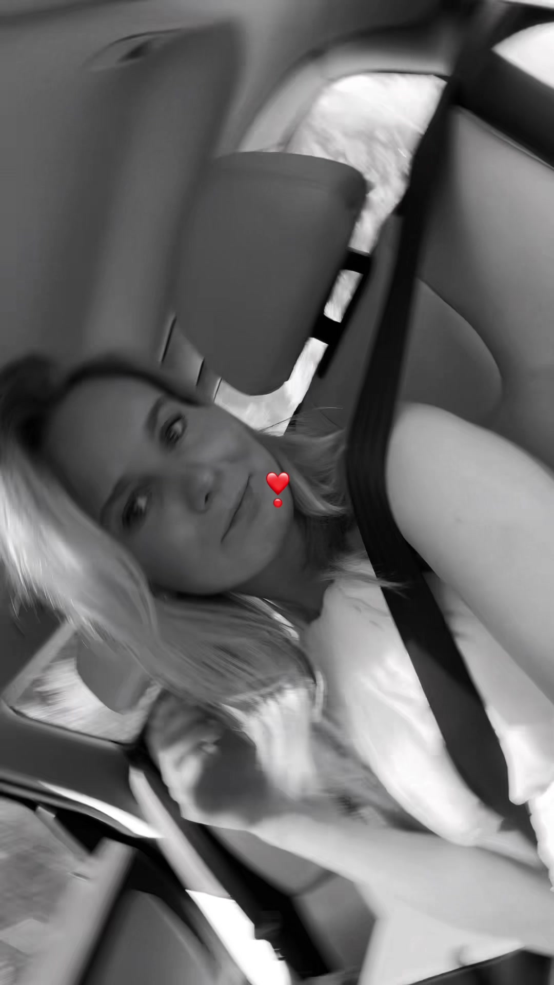 @Evelinaaa🎀