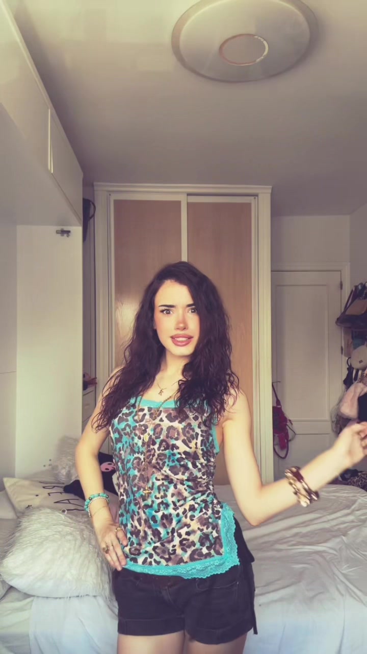 @Kiara