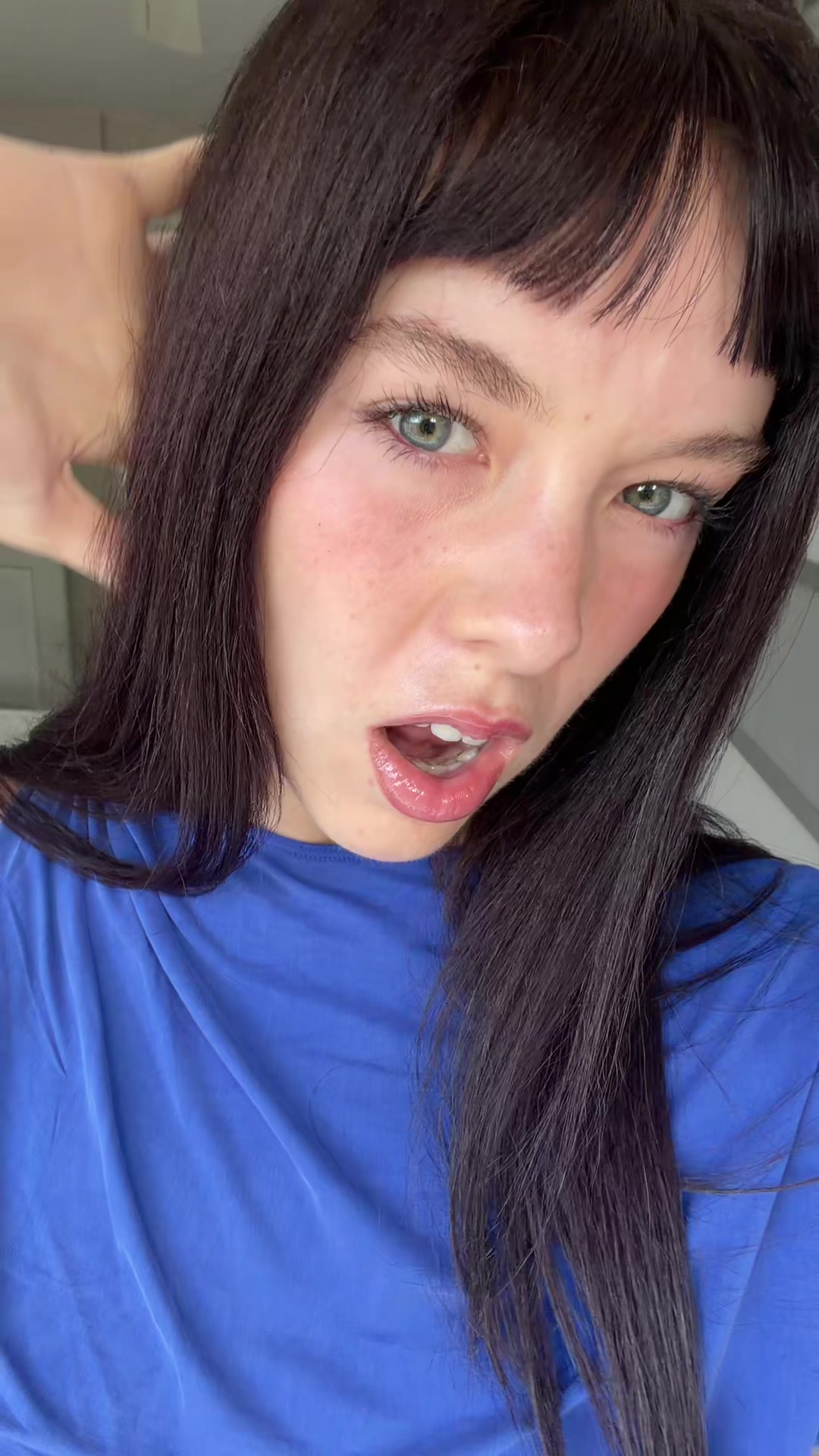 @HJ
