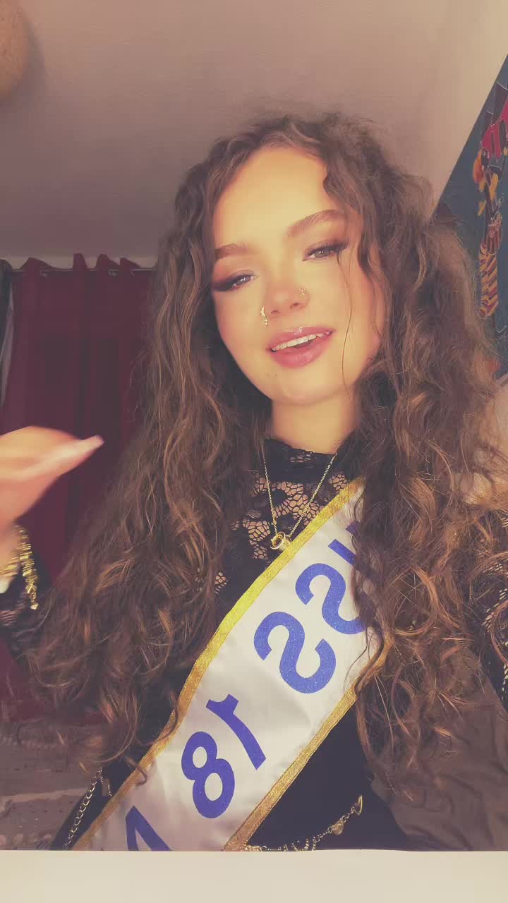 @𝑻𝒄𝒉𝒊𝒌𝒊𝒕𝒂 🎀