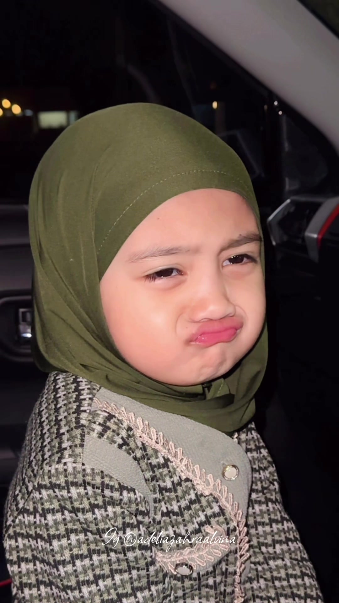 @Ig : @adeliazahraalvina
