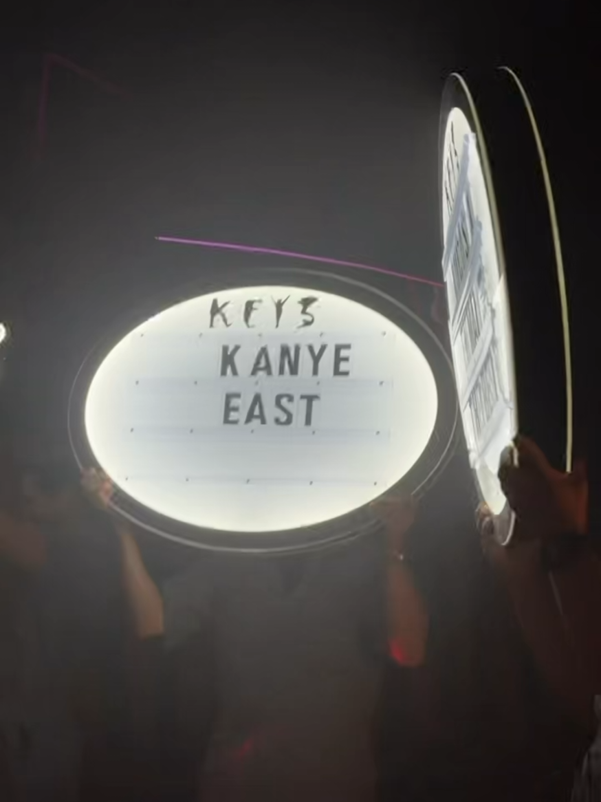 @The Baron : Kanye East