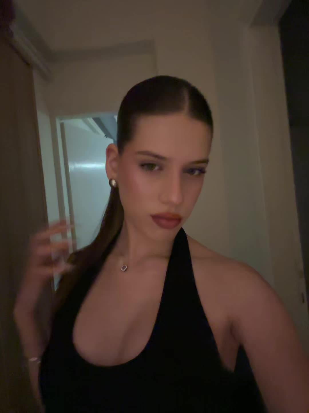 @n&iota;&kappa;&eta;