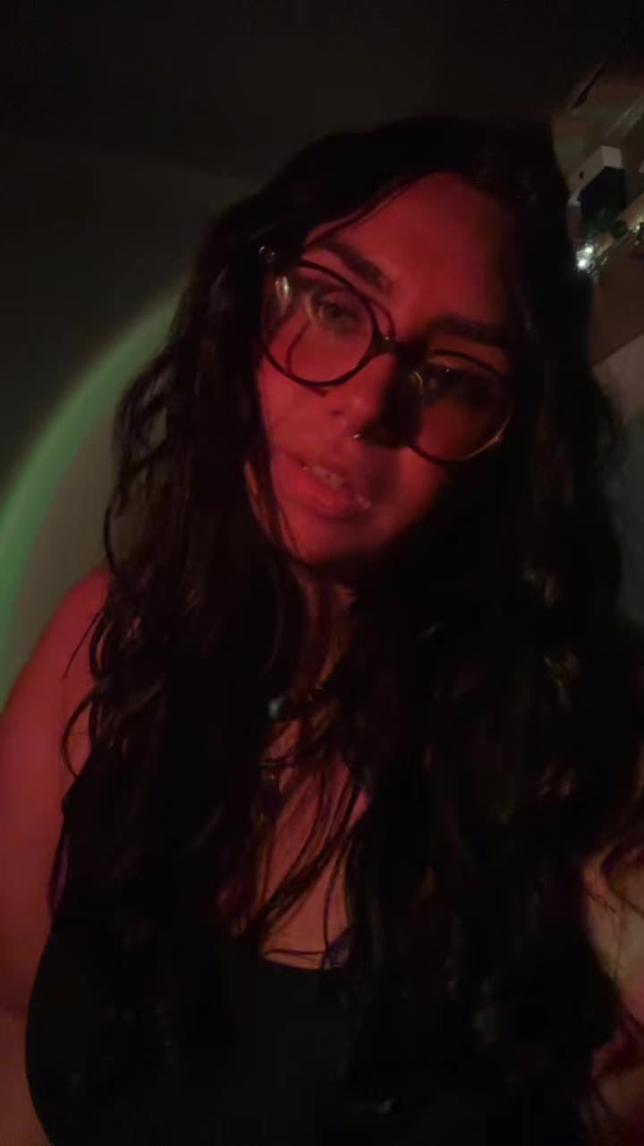@𝖆𝖓𝖎𝖙𝖆🕷️
